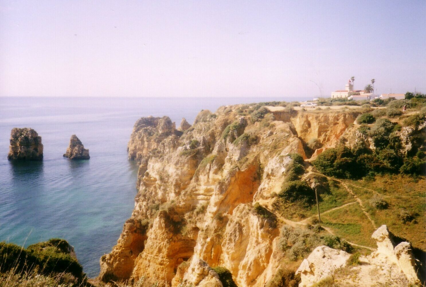 Rotskust bij Ponta da Piedade in de Algarve.